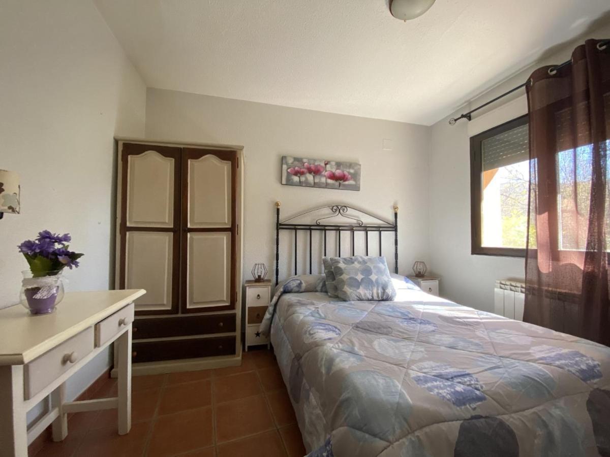 Apartamentos Rurales El Solitario Banos De Montemayor Eksteriør billede