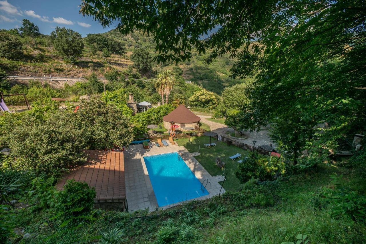 Apartamentos Rurales El Solitario Banos De Montemayor Eksteriør billede