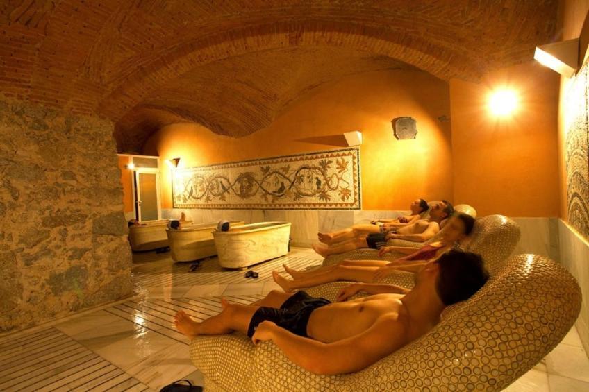 Apartamentos Rurales El Solitario Banos De Montemayor Eksteriør billede