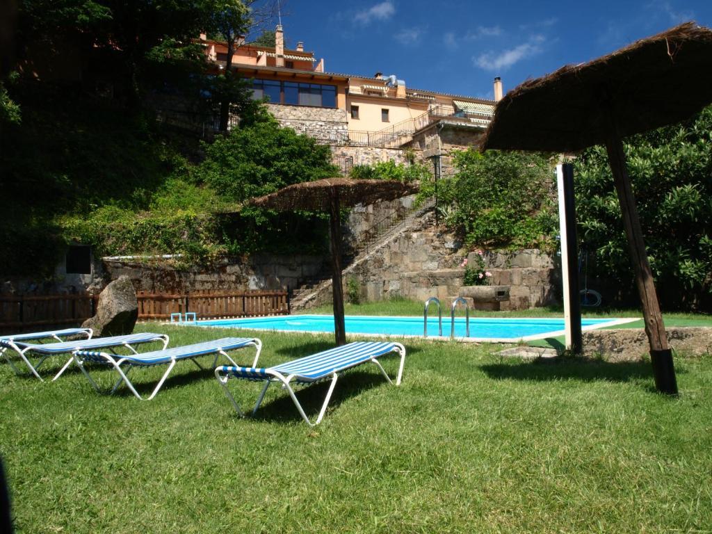 Apartamentos Rurales El Solitario Banos De Montemayor Eksteriør billede