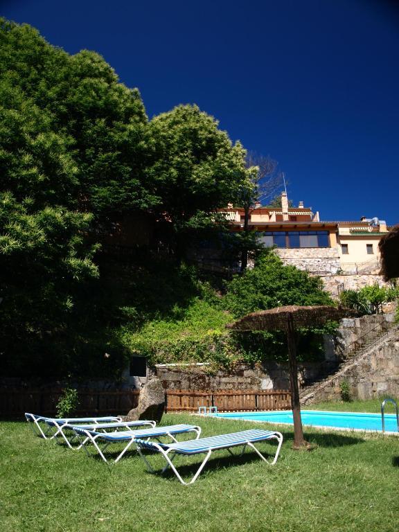 Apartamentos Rurales El Solitario Banos De Montemayor Eksteriør billede