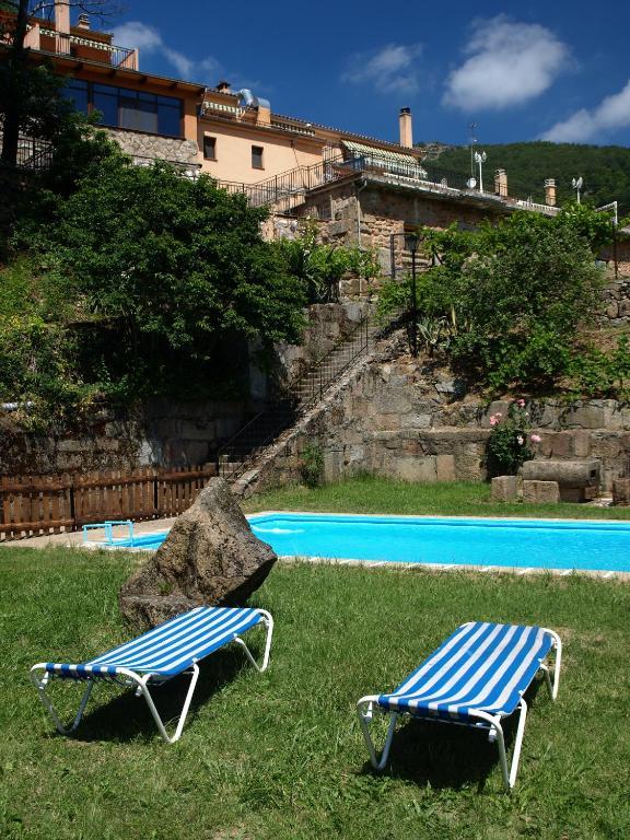 Apartamentos Rurales El Solitario Banos De Montemayor Eksteriør billede