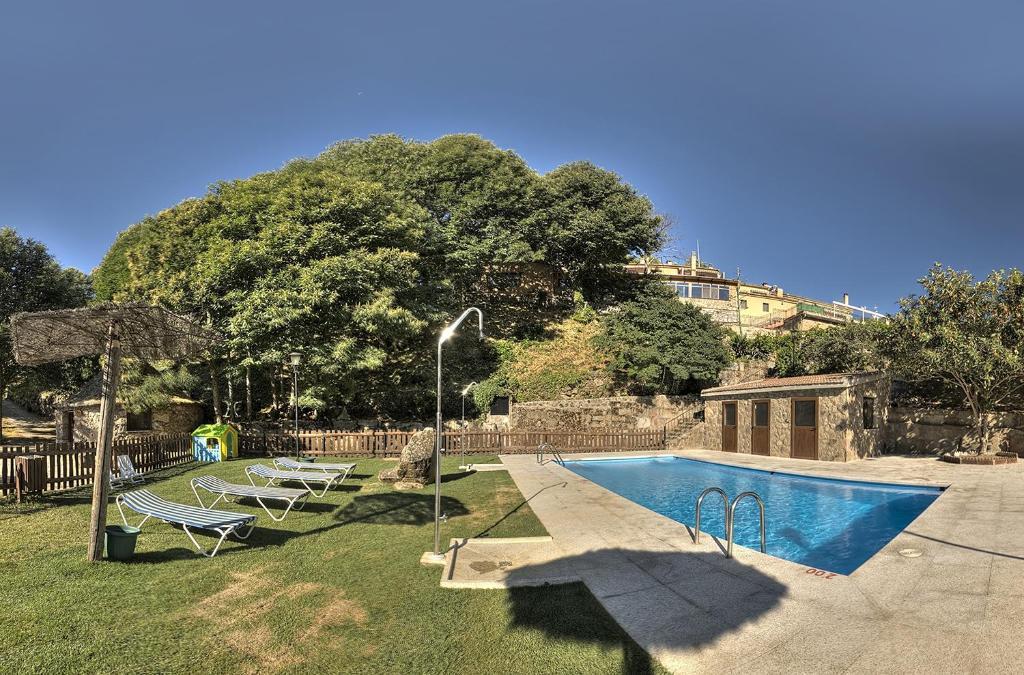Apartamentos Rurales El Solitario Banos De Montemayor Eksteriør billede