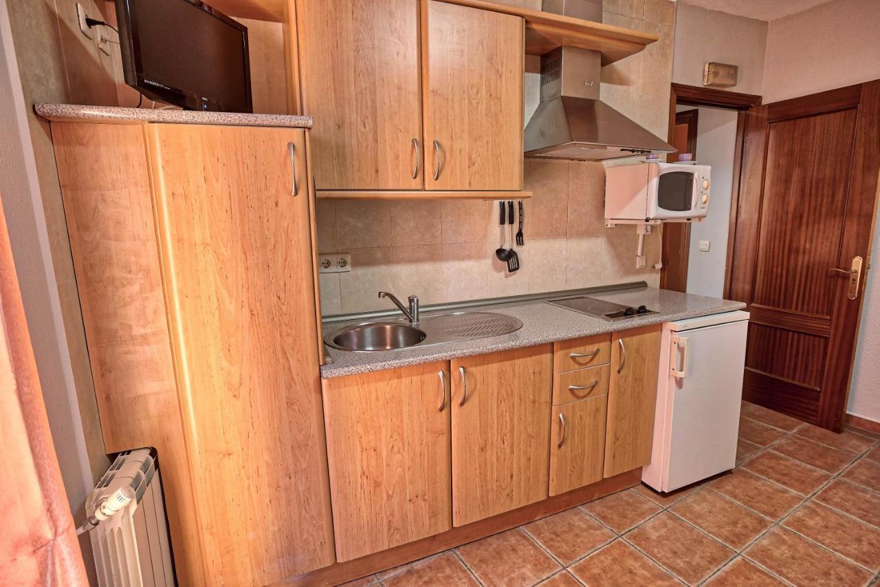 Apartamentos Rurales El Solitario Banos De Montemayor Eksteriør billede